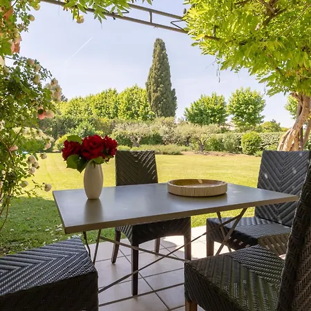 Villa Indigo *